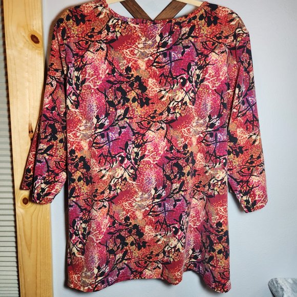 ✔️CJ Banks Plus Top Multicolor Floral Design - Picture 2 of 6